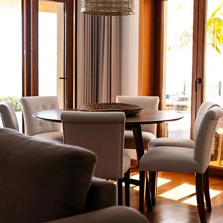 Galvao House Experience Villa