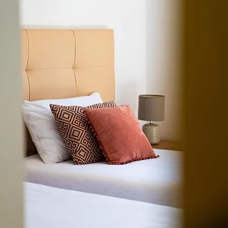 Galvao House Experience فيلة ريبيرا برافا