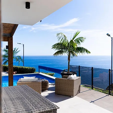 Galvao House Experience Villa *