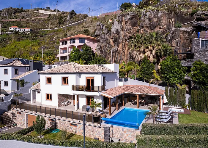 Galvao House Experience Vila *